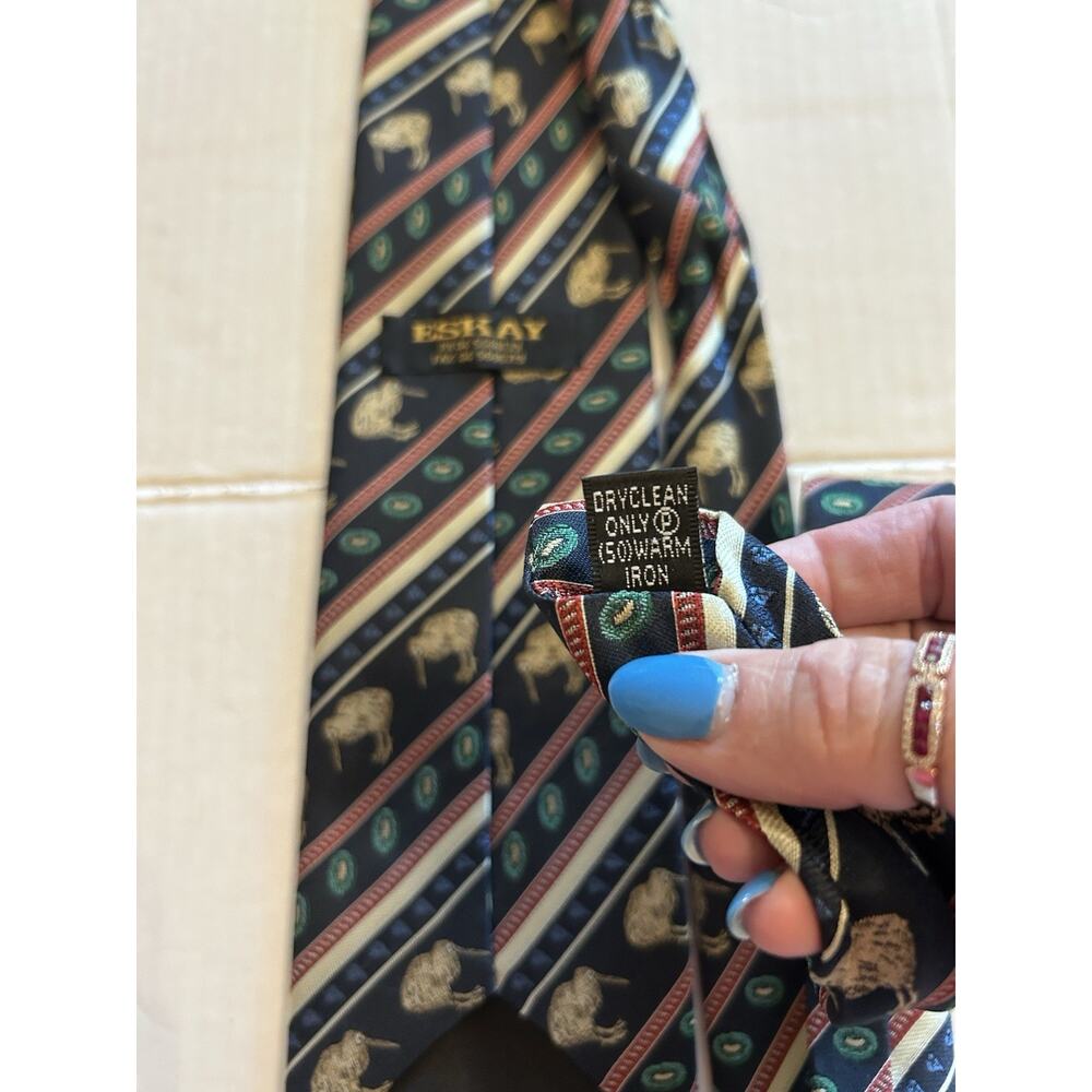 Vtg New Zealand Eskay Men’s Tie Kiwi Bird And Nest Print 3.75” Navy Polyester - Picture 7 of 9